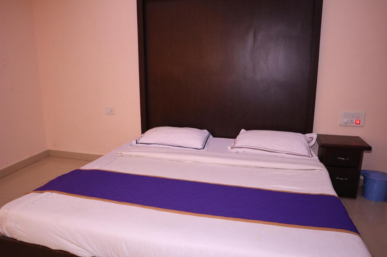 Smilestay Bns Lodge Bangalore Exterior photo