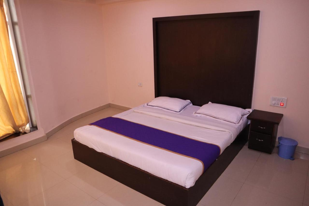Smilestay Bns Lodge Bangalore Exterior photo